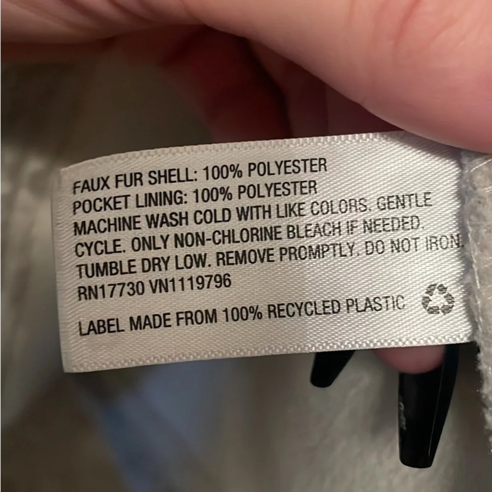 Universal Thread Cream Teddy Jacket - Picture 3 of 3